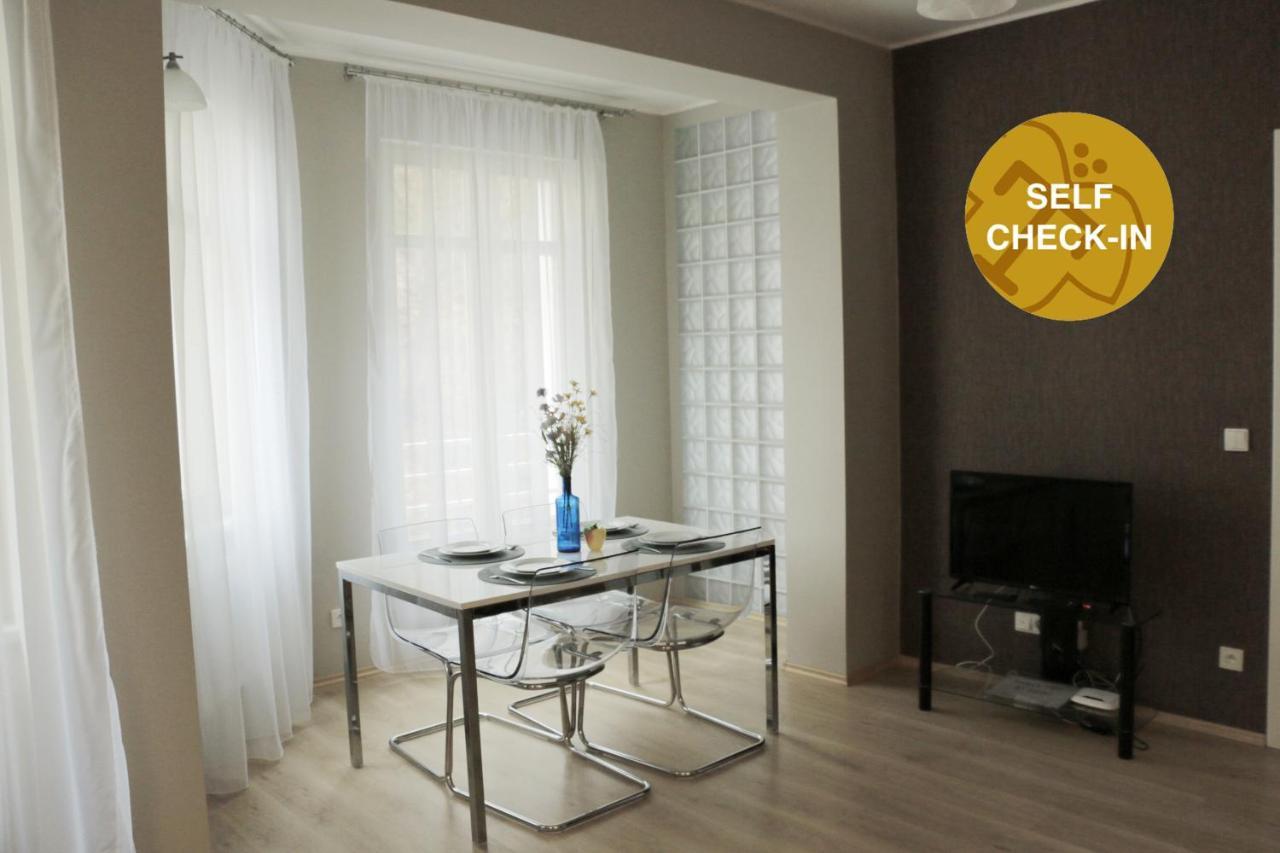 Apartments Moravska 24 Κάρλοβι Βάρι Εξωτερικό φωτογραφία