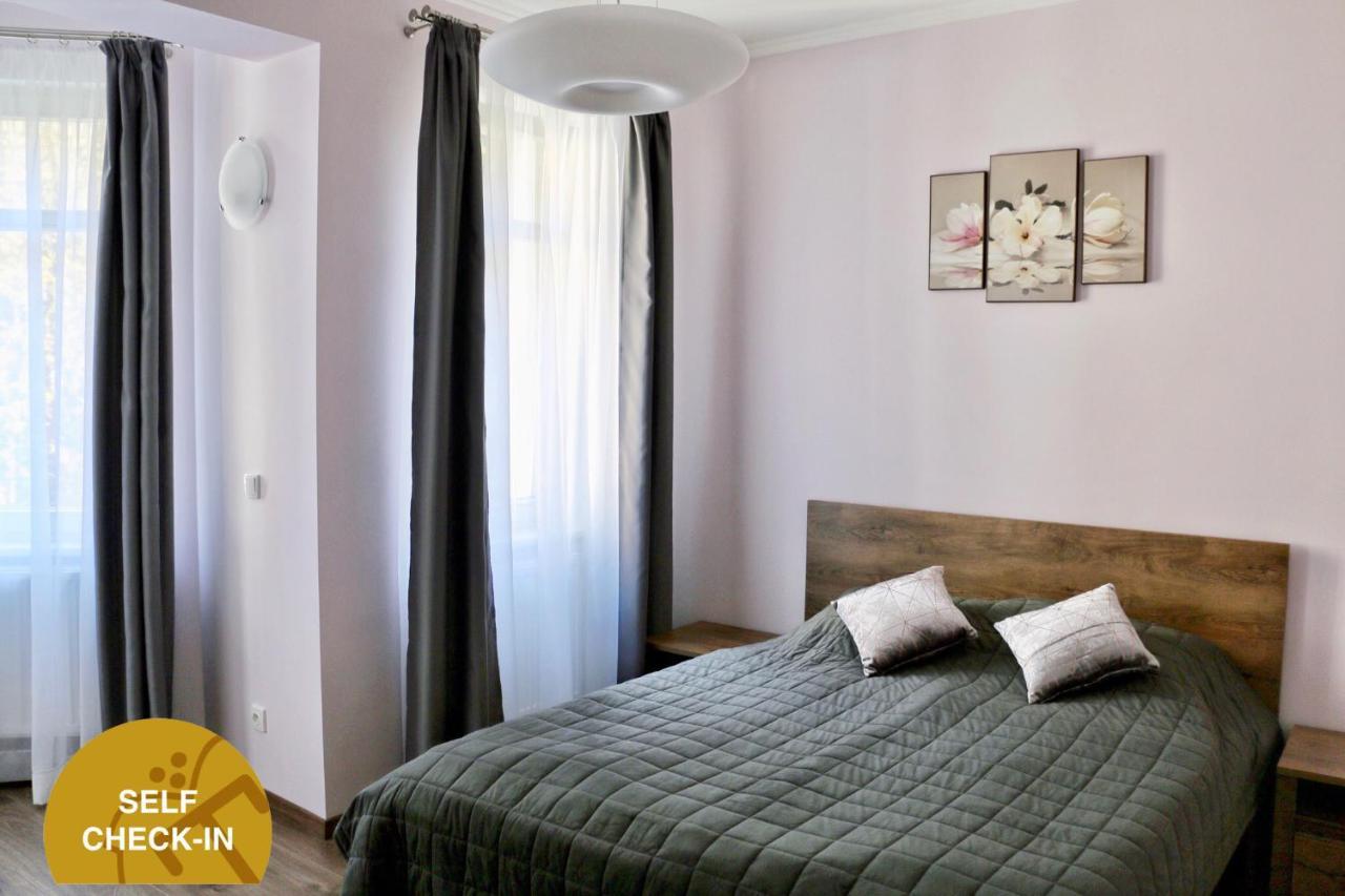 Apartments Moravska 24 Κάρλοβι Βάρι Εξωτερικό φωτογραφία