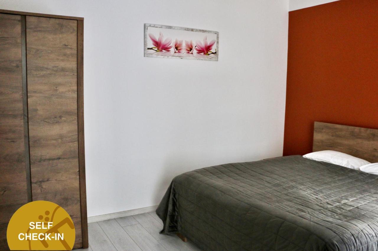 Apartments Moravska 24 Κάρλοβι Βάρι Εξωτερικό φωτογραφία