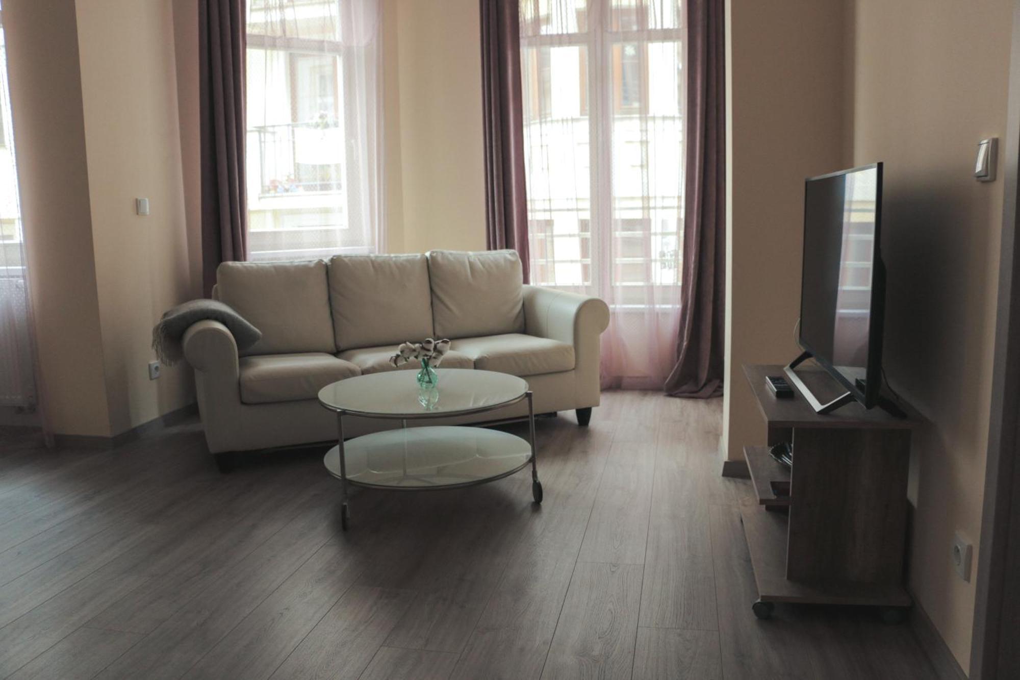 Apartments Moravska 24 Κάρλοβι Βάρι Εξωτερικό φωτογραφία