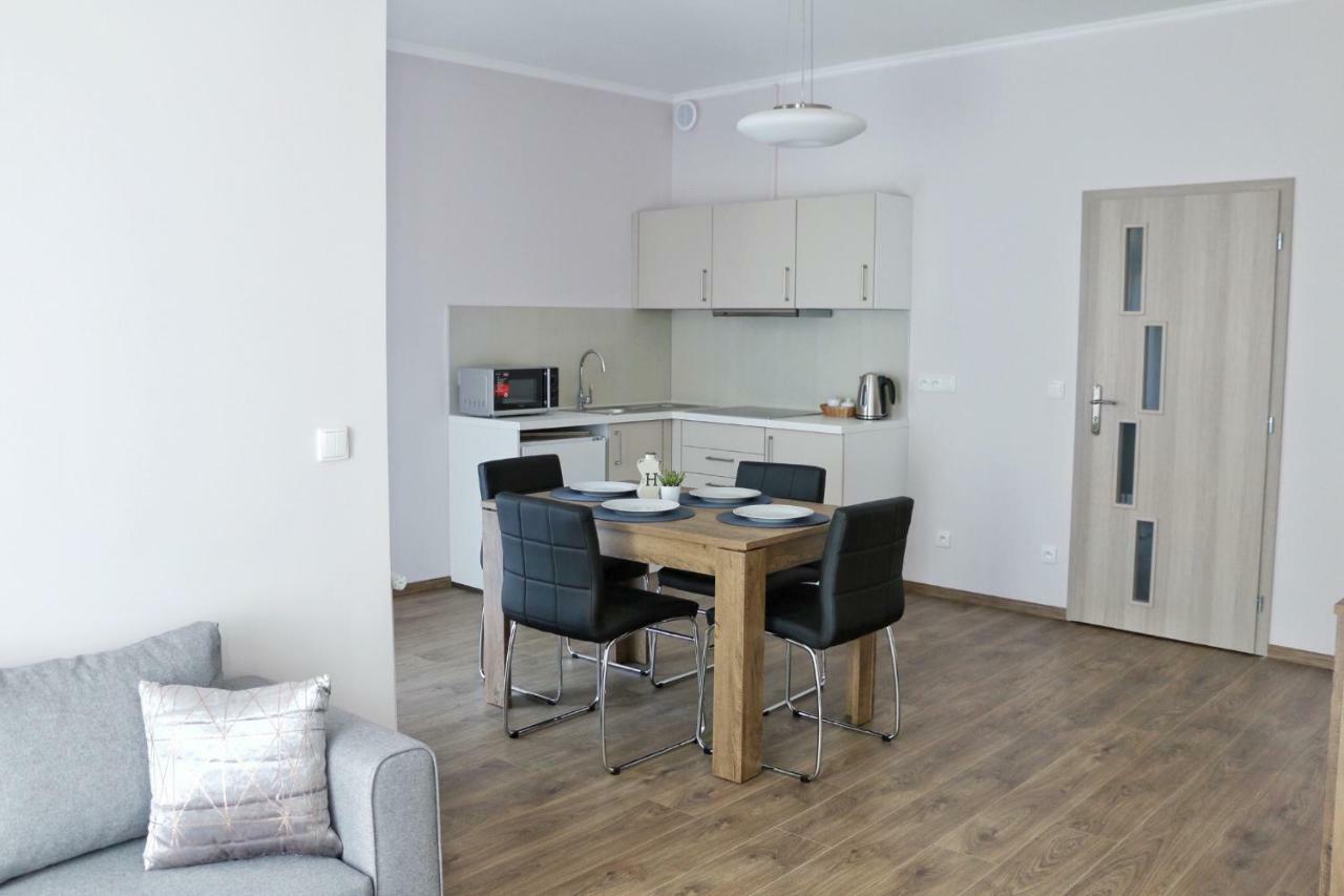 Apartments Moravska 24 Κάρλοβι Βάρι Εξωτερικό φωτογραφία