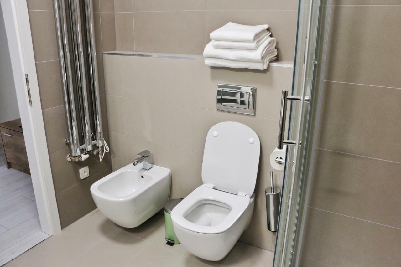Apartments Moravska 24 Κάρλοβι Βάρι Εξωτερικό φωτογραφία