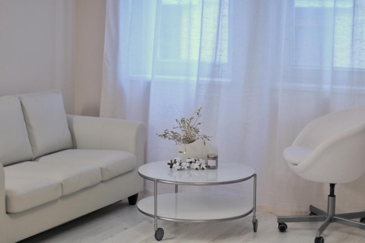 Apartments Moravska 24 Κάρλοβι Βάρι Εξωτερικό φωτογραφία